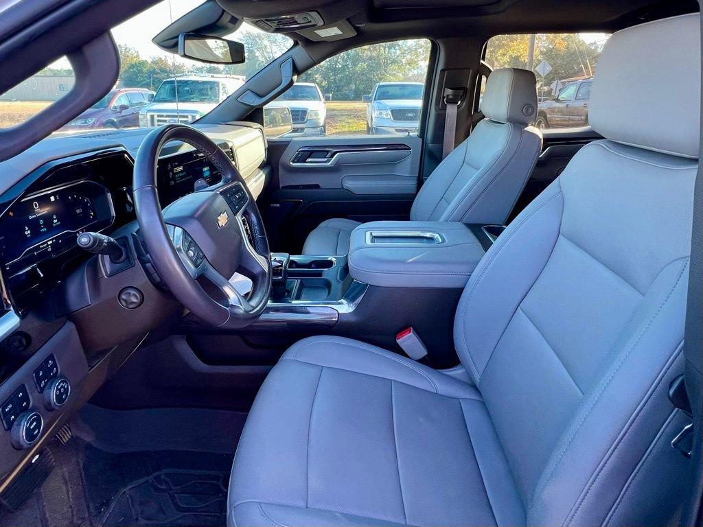 used 2022 Chevrolet Silverado 1500 car, priced at $43,888