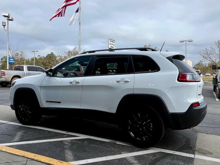 used 2023 Jeep Cherokee car, priced at $28,444