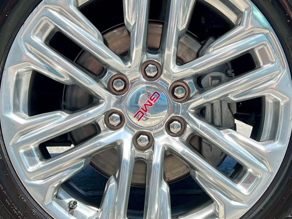 used 2022 GMC Yukon car, priced at $49,898