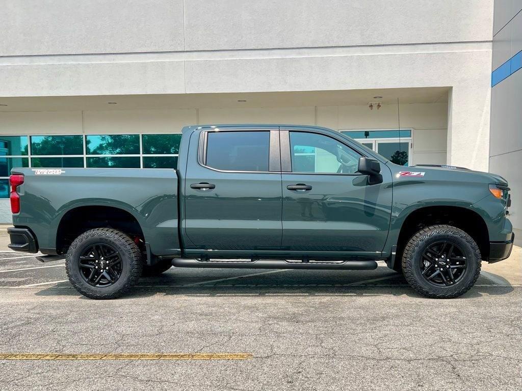 new 2025 Chevrolet Silverado 1500 car, priced at $44,600