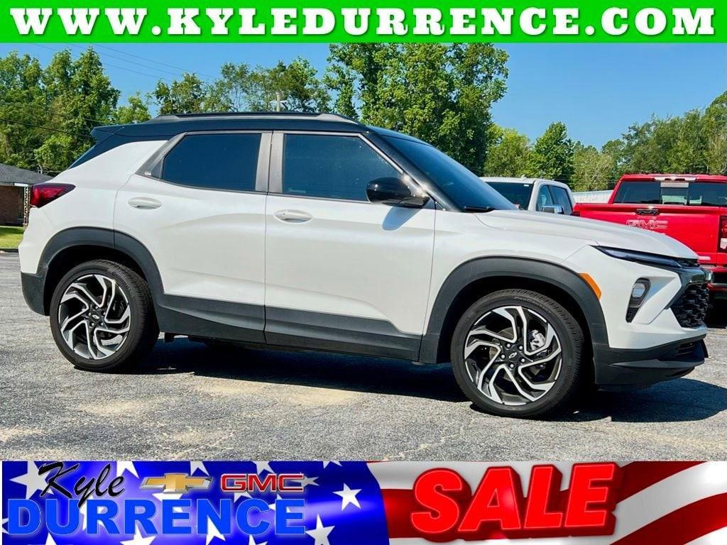 used 2025 Chevrolet TrailBlazer car