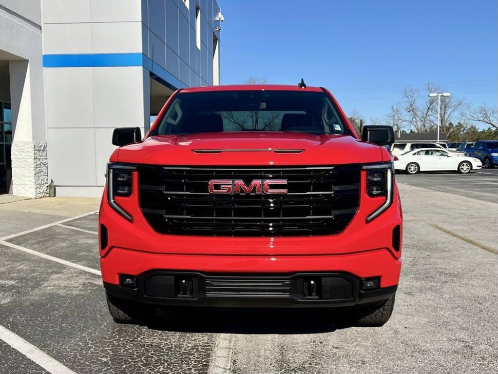 new 2025 GMC Sierra 1500 car, priced at $52,025