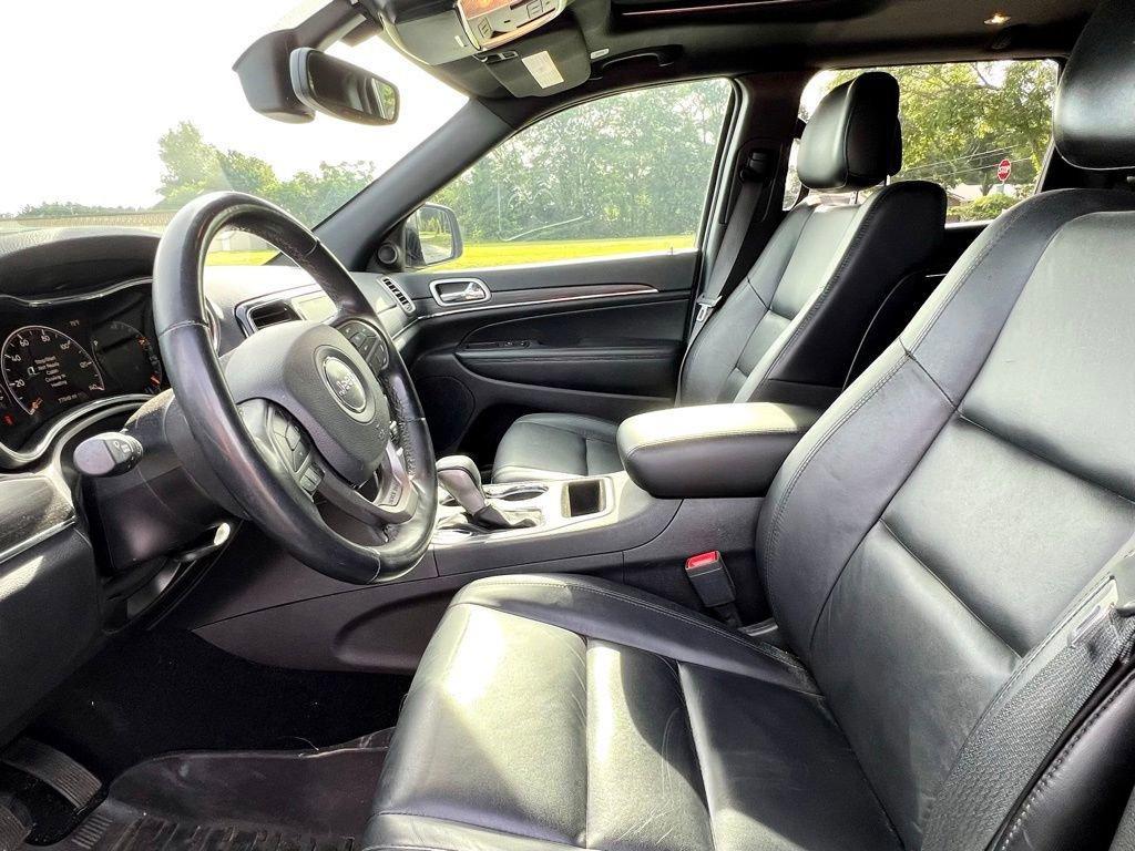 used 2021 Jeep Grand Cherokee car, priced at $22,897