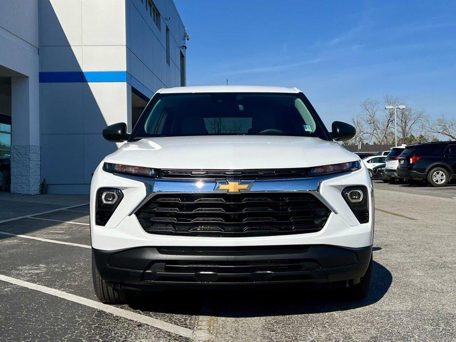 new 2025 Chevrolet TrailBlazer car, priced at $25,720