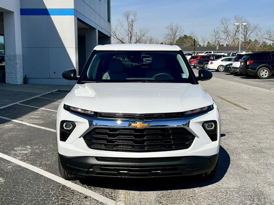 new 2025 Chevrolet TrailBlazer car, priced at $25,720