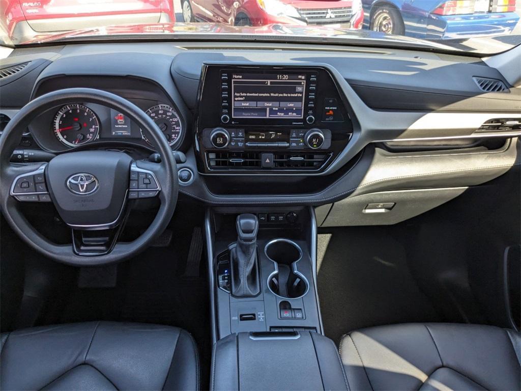 used 2021 Toyota Highlander car, priced at $33,997