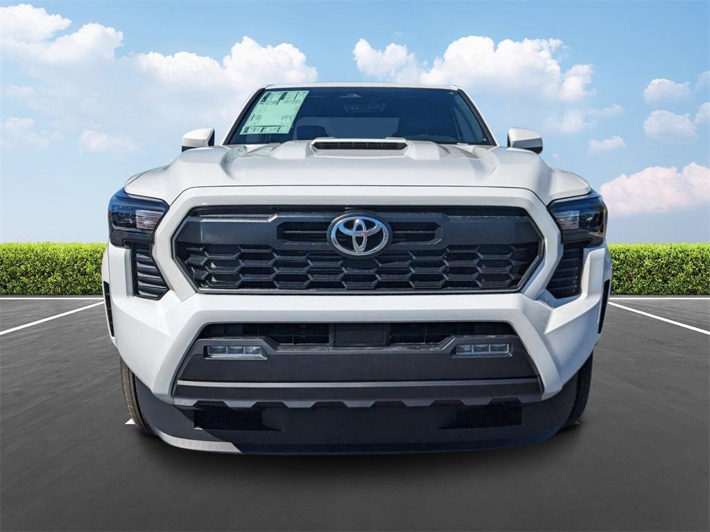 new 2025 Toyota Tacoma Hybrid car