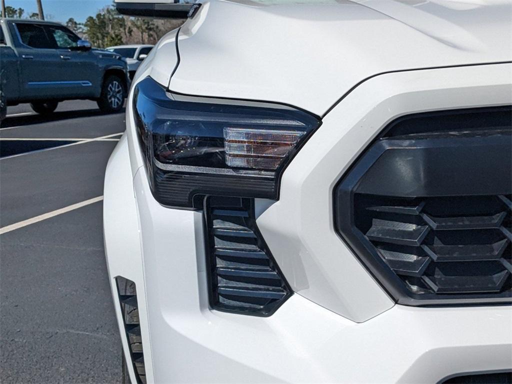 new 2025 Toyota Tacoma Hybrid car