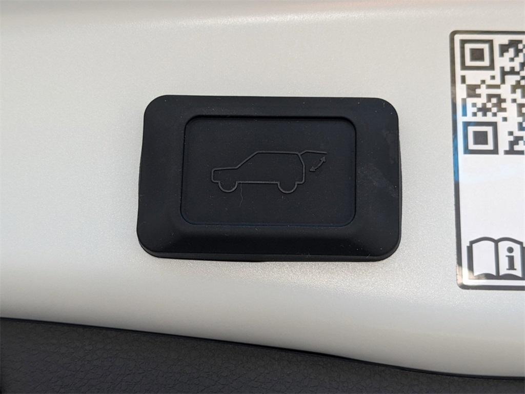 new 2025 Toyota RAV4 Hybrid car