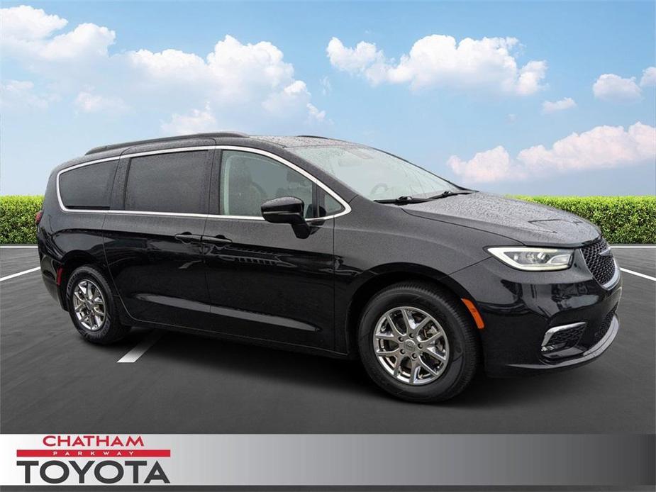 used 2022 Chrysler Pacifica car, priced at $28,198