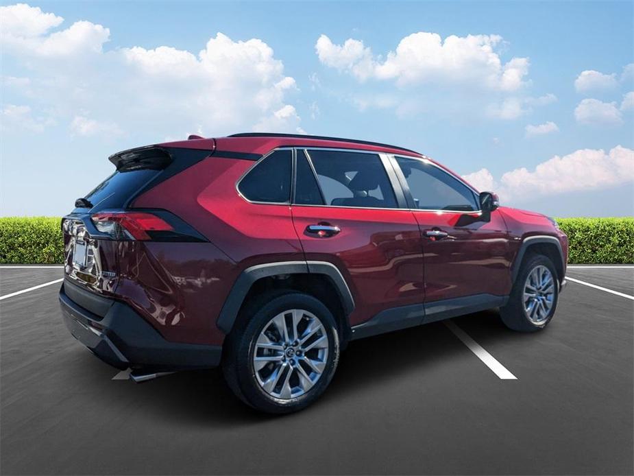 used 2020 Toyota RAV4 car, priced at $29,997