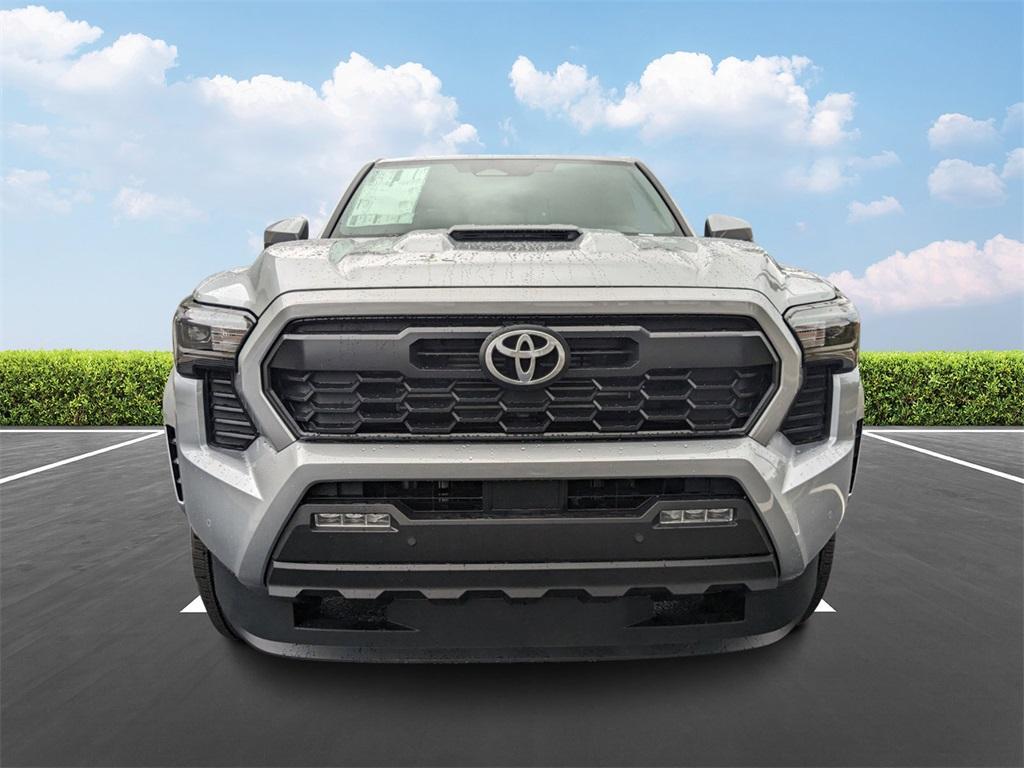 new 2024 Toyota Tacoma Hybrid car