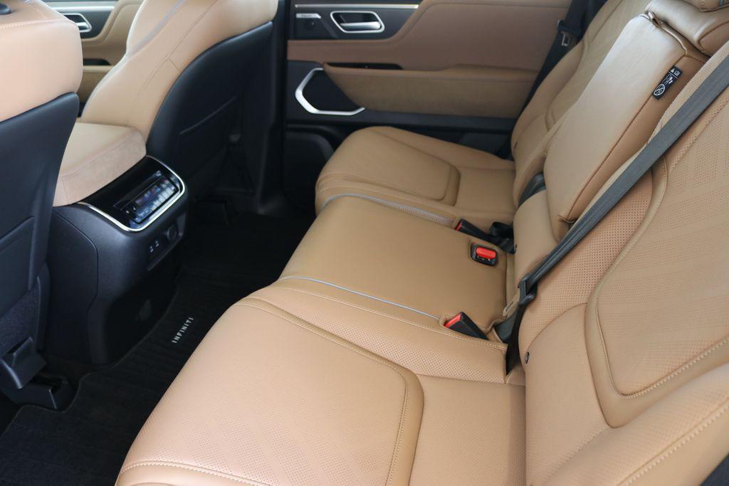 new 2025 INFINITI QX80 car, priced at $93,810
