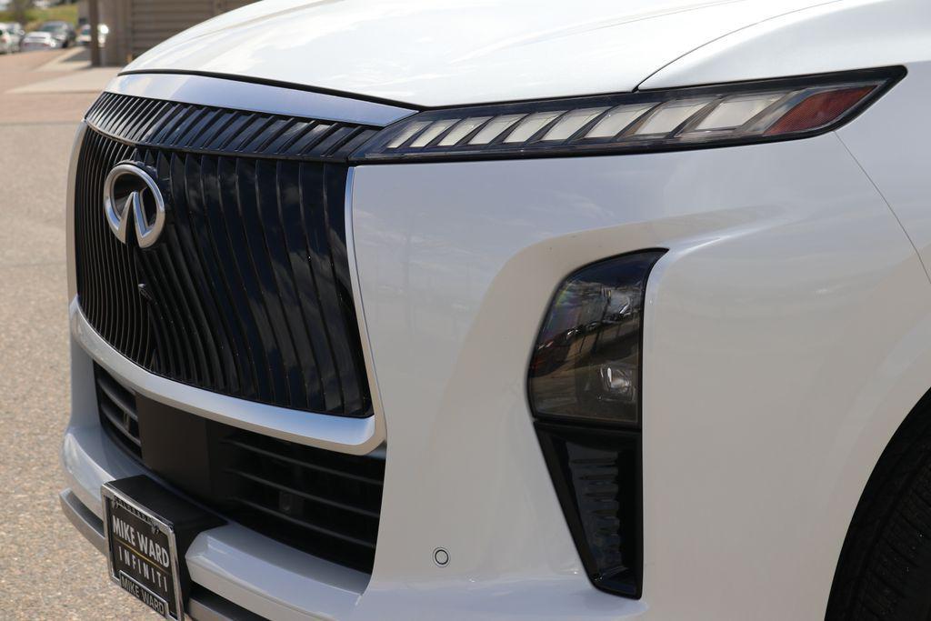 new 2025 INFINITI QX80 car, priced at $93,810