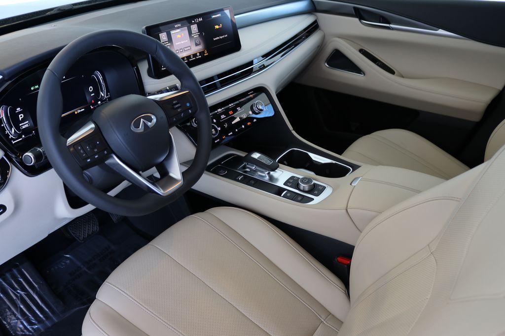 used 2025 INFINITI QX60 car, priced at $46,999
