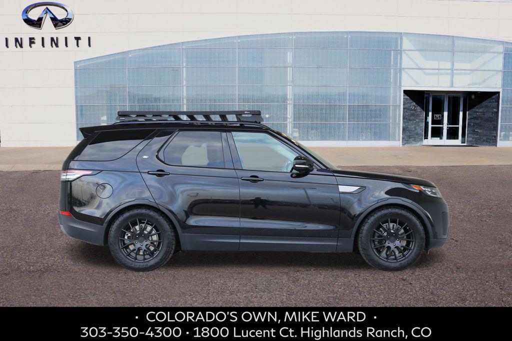 used 2017 Land Rover Discovery car