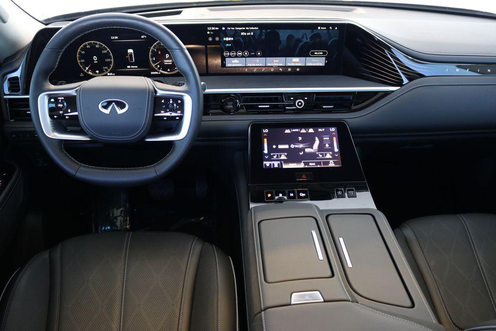 used 2025 INFINITI QX80 car, priced at $78,999