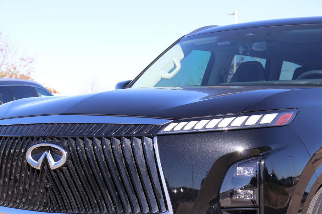 used 2025 INFINITI QX80 car, priced at $78,999