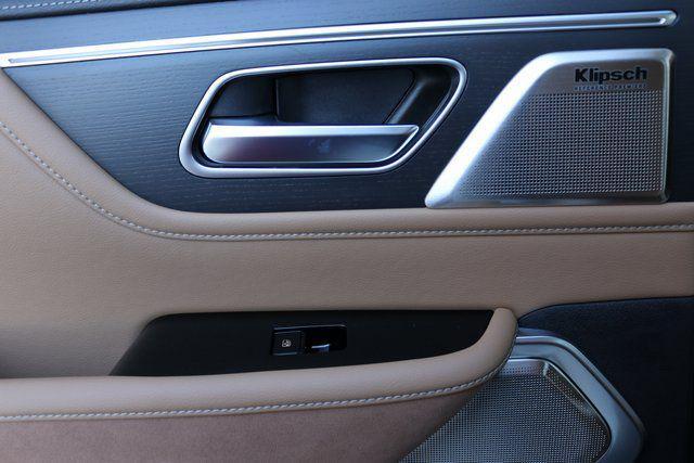 new 2025 INFINITI QX80 car, priced at $100,045