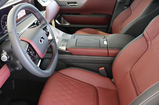 new 2025 INFINITI QX80 car, priced at $108,795
