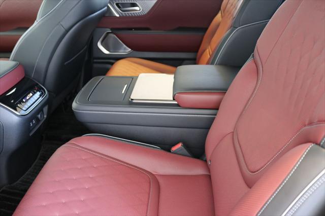 new 2025 INFINITI QX80 car, priced at $108,795
