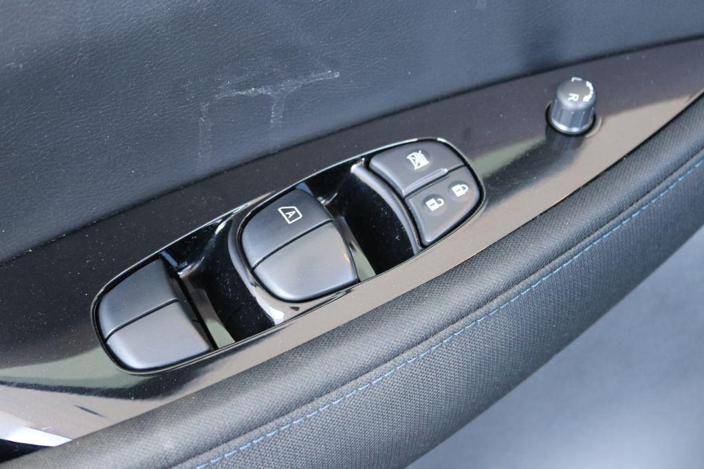 used 2021 Nissan Leaf car, priced at $14,999