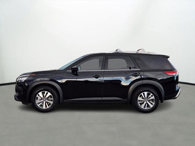 used 2022 Nissan Pathfinder car, priced at $32,999