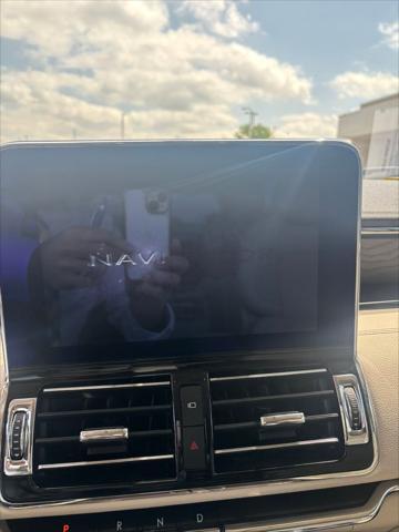 used 2020 Lincoln Navigator car, priced at $39,999