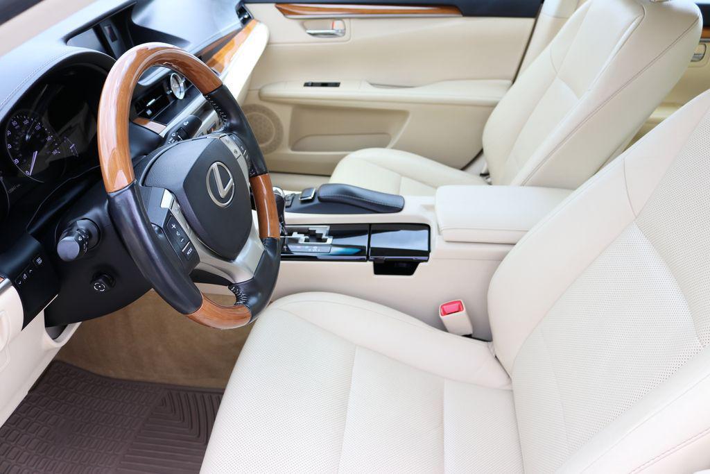 used 2013 Lexus ES 300h car, priced at $12,799