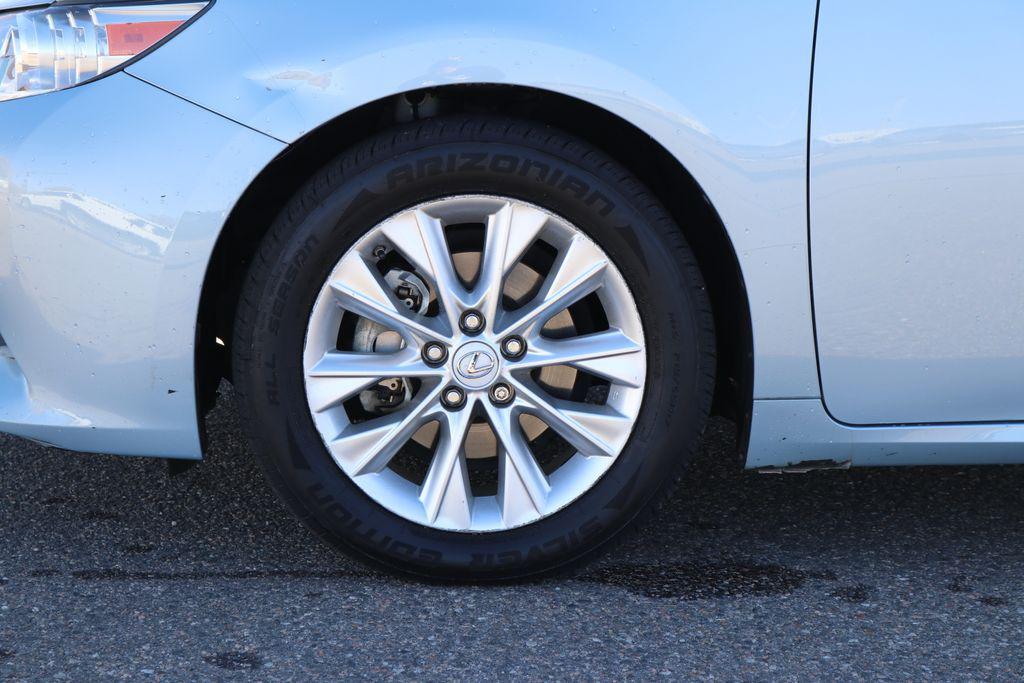 used 2013 Lexus ES 300h car, priced at $13,999