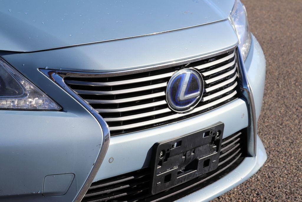 used 2013 Lexus ES 300h car, priced at $13,999