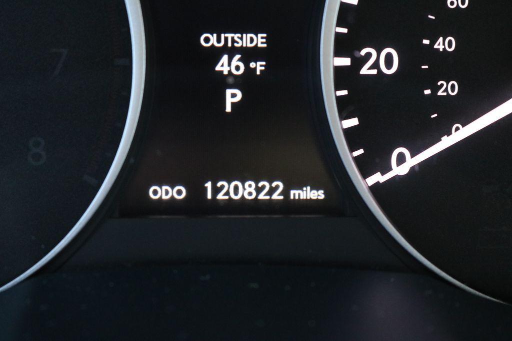 used 2013 Lexus ES 300h car, priced at $13,999