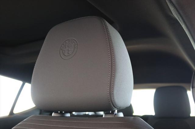 new 2025 Alfa Romeo Tonale car, priced at $39,625