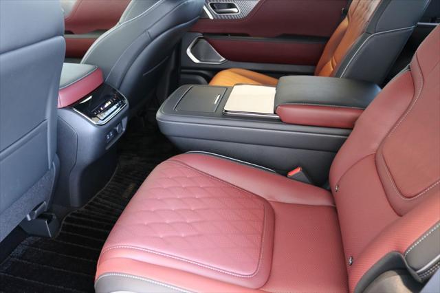new 2025 INFINITI QX80 car, priced at $108,590