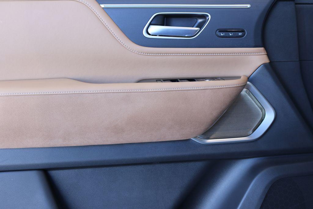 used 2025 INFINITI QX80 car, priced at $80,999