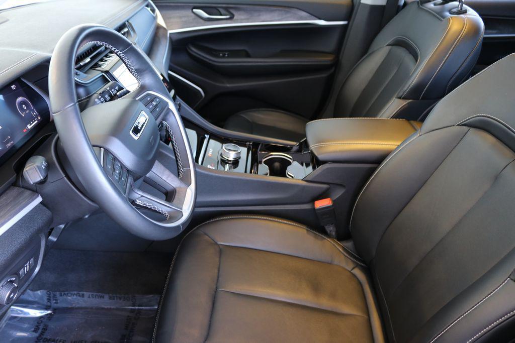 used 2021 Jeep Grand Cherokee L car, priced at $28,699