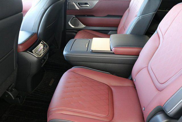 new 2025 INFINITI QX80 car, priced at $109,850