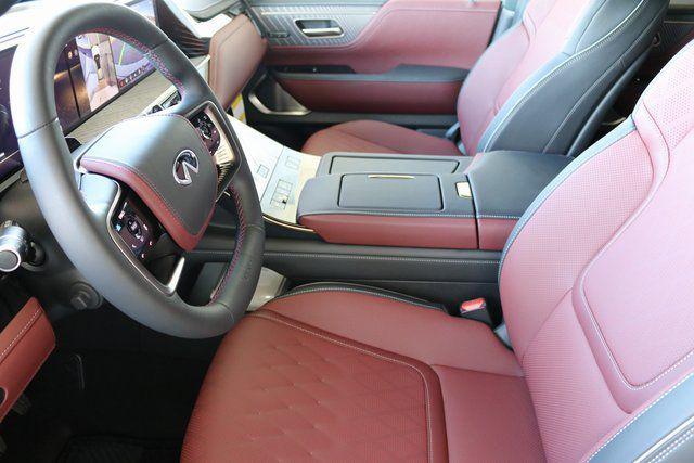 new 2025 INFINITI QX80 car, priced at $109,850