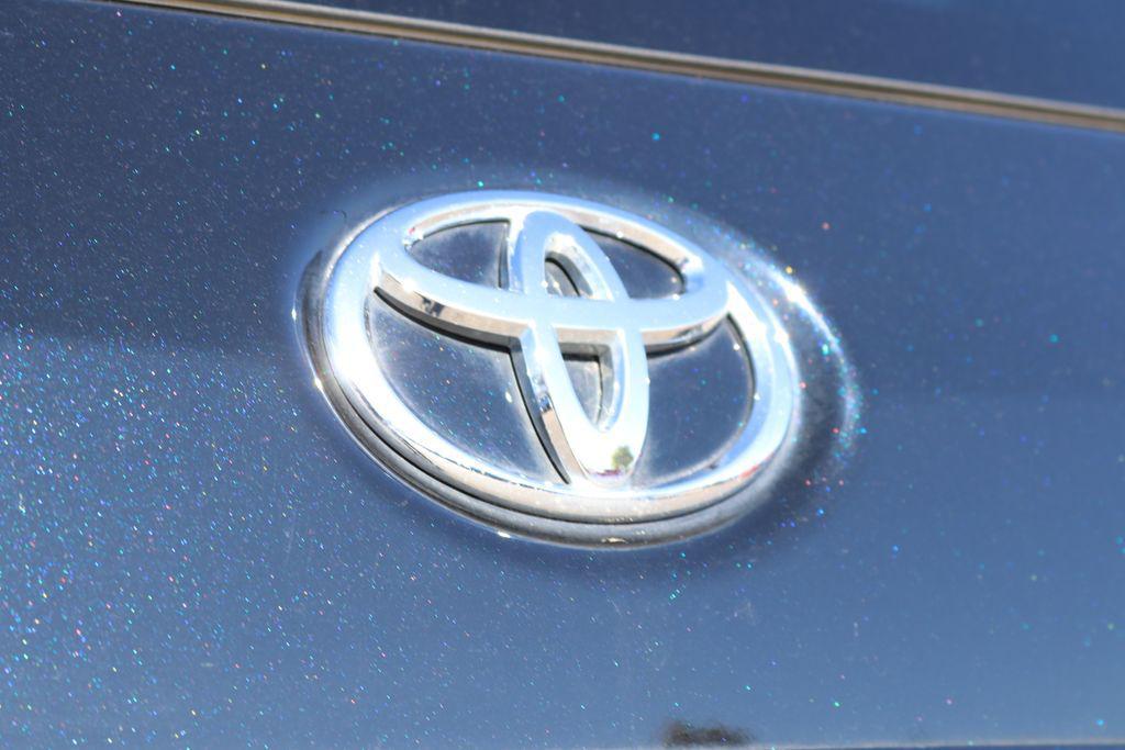 used 2018 Toyota Sienna car, priced at $20,899