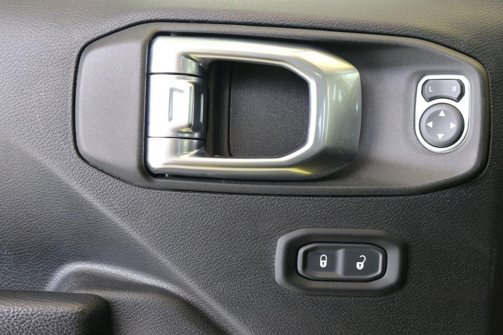 used 2023 Jeep Wrangler car, priced at $26,999