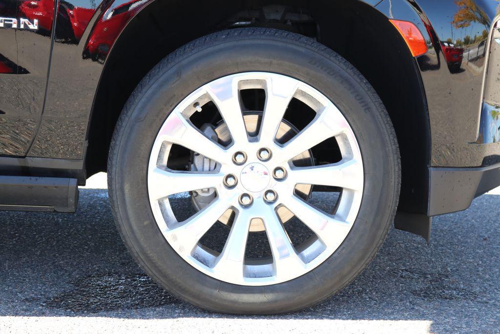 used 2023 Chevrolet Suburban car, priced at $58,999