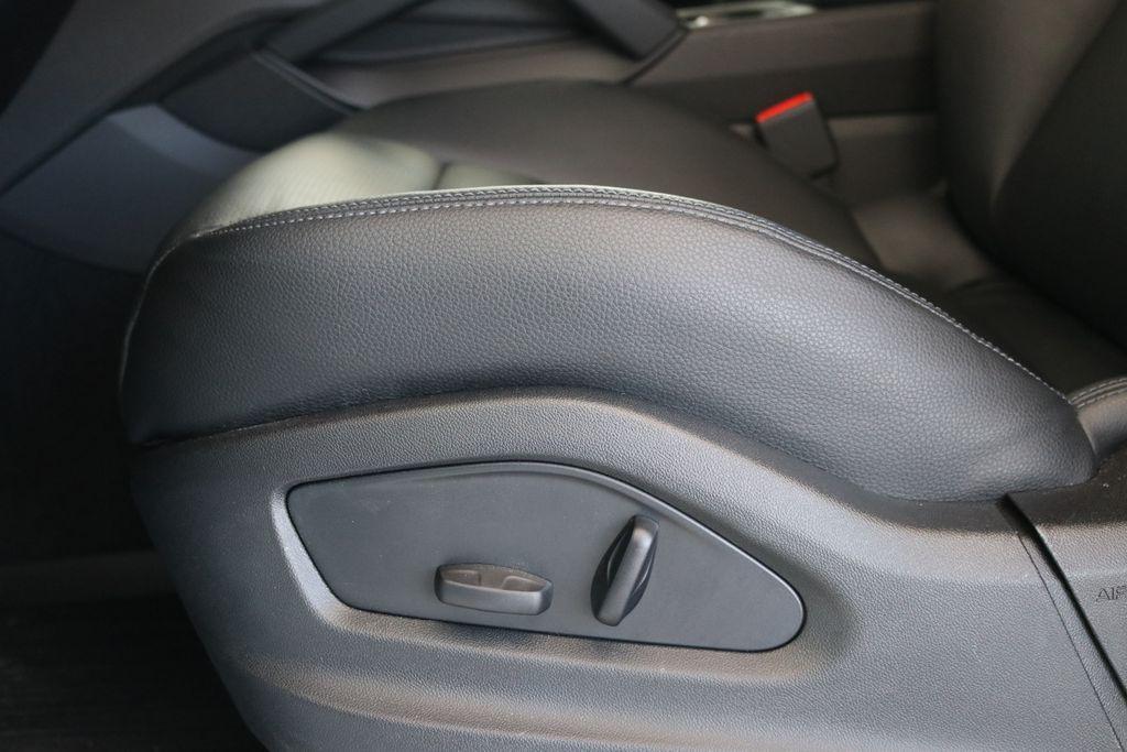 used 2024 Porsche Cayenne car, priced at $76,999