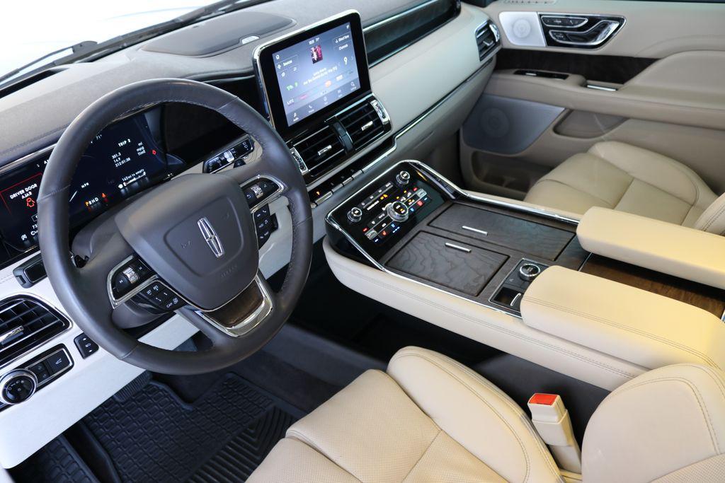 used 2020 Lincoln Navigator car, priced at $39,499