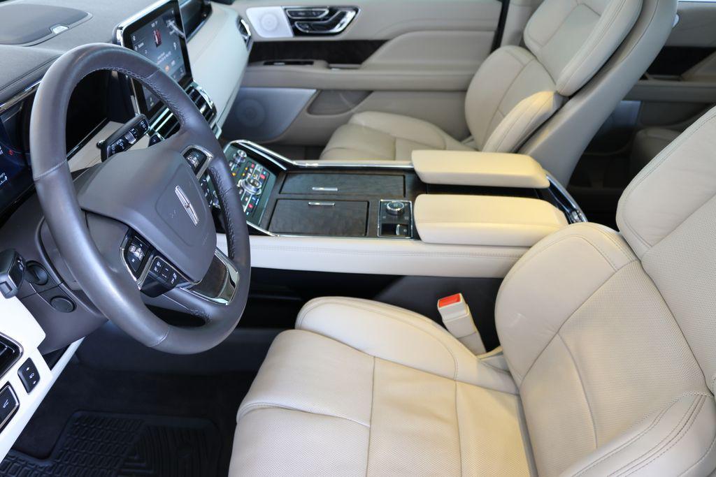 used 2020 Lincoln Navigator car, priced at $39,499
