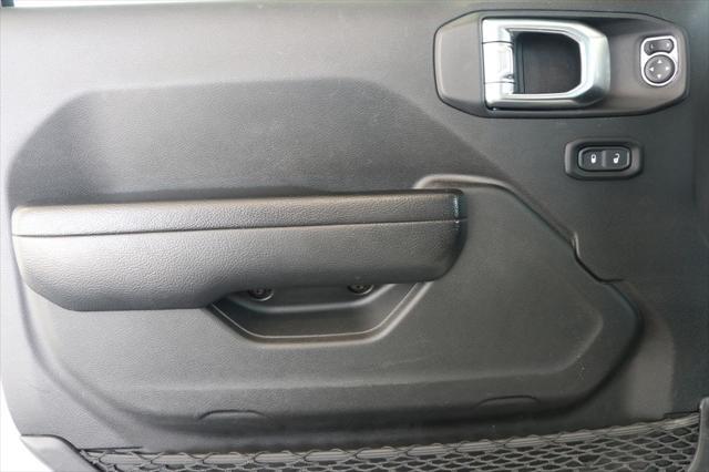 used 2023 Jeep Gladiator car, priced at $27,299