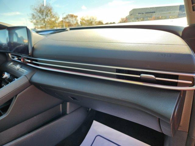 used 2023 Hyundai Elantra car, priced at $21,995