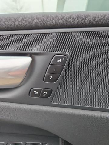 used 2023 Volvo XC60 car, priced at $34,900