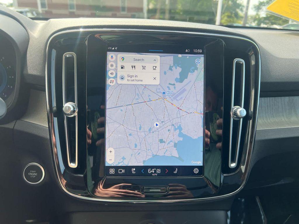 used 2023 Volvo XC40 car, priced at $32,400