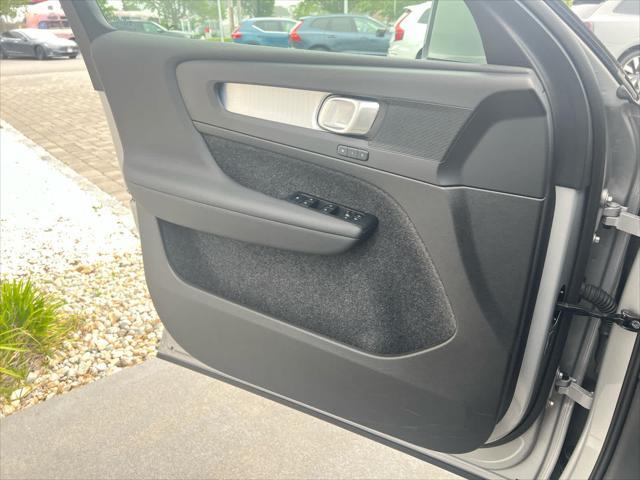 used 2025 Volvo XC40 car, priced at $36,700