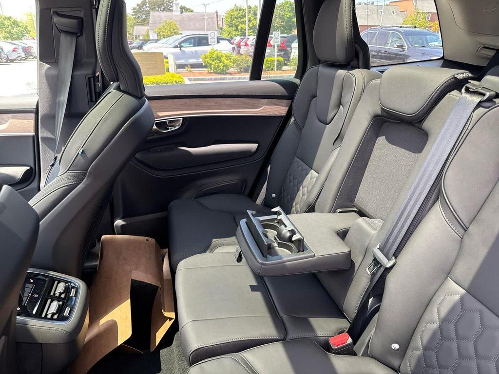 new 2025 Volvo XC90 car, priced at $74,910